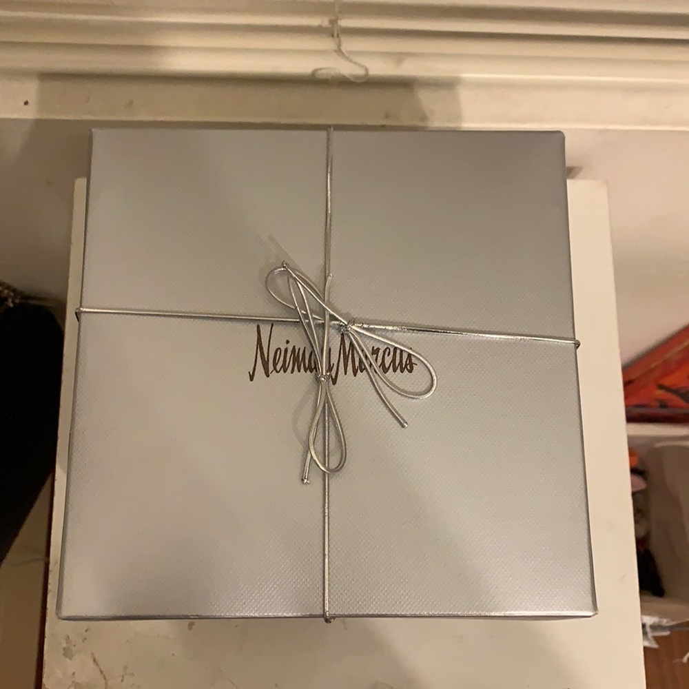5x5 length neiman marcus gift box